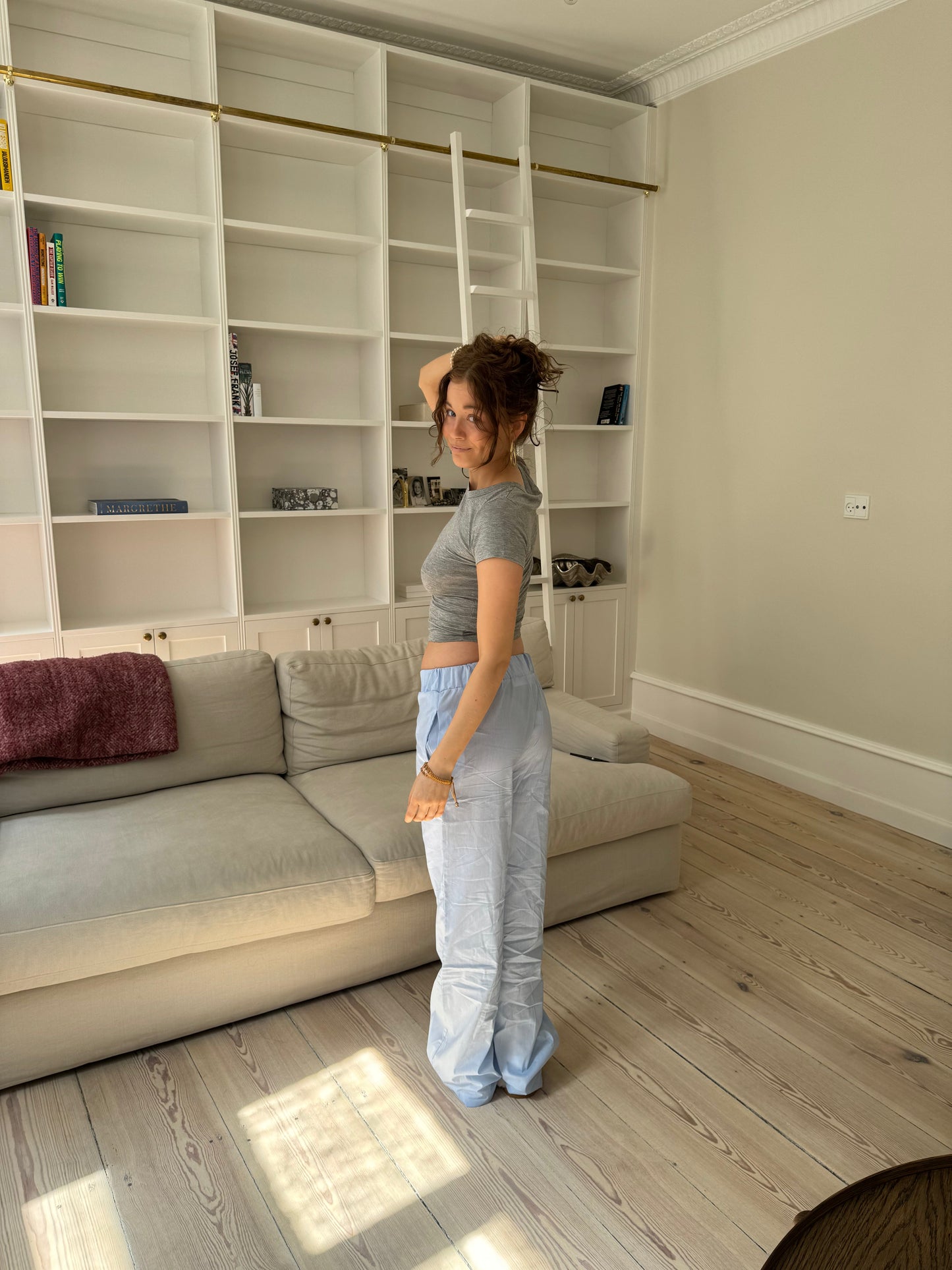 "you look good" label pants - blue/white