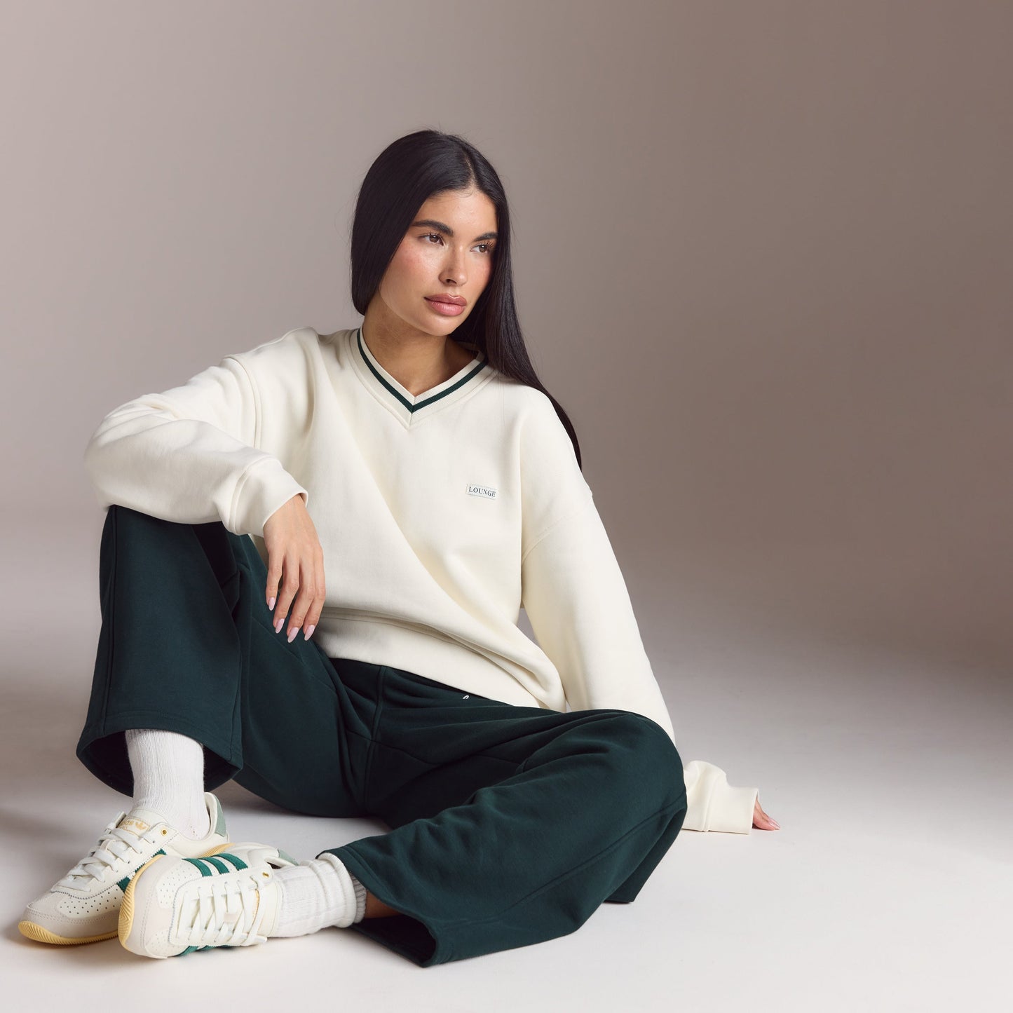 Lounge Living V-Neck Jumper - Cream