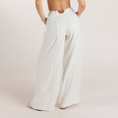 Wide-Leg Pleat Detail Trousers - Off White