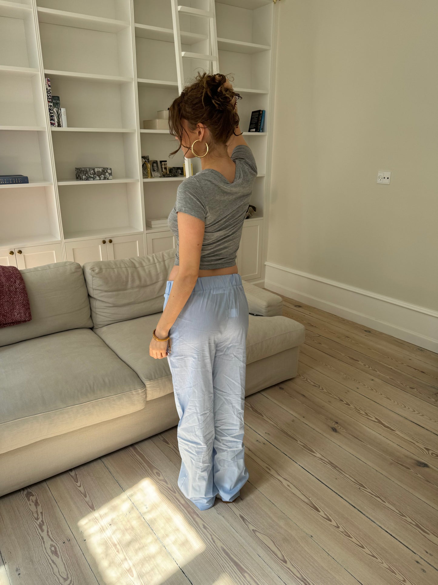 "you look good" label pants  - blue/white