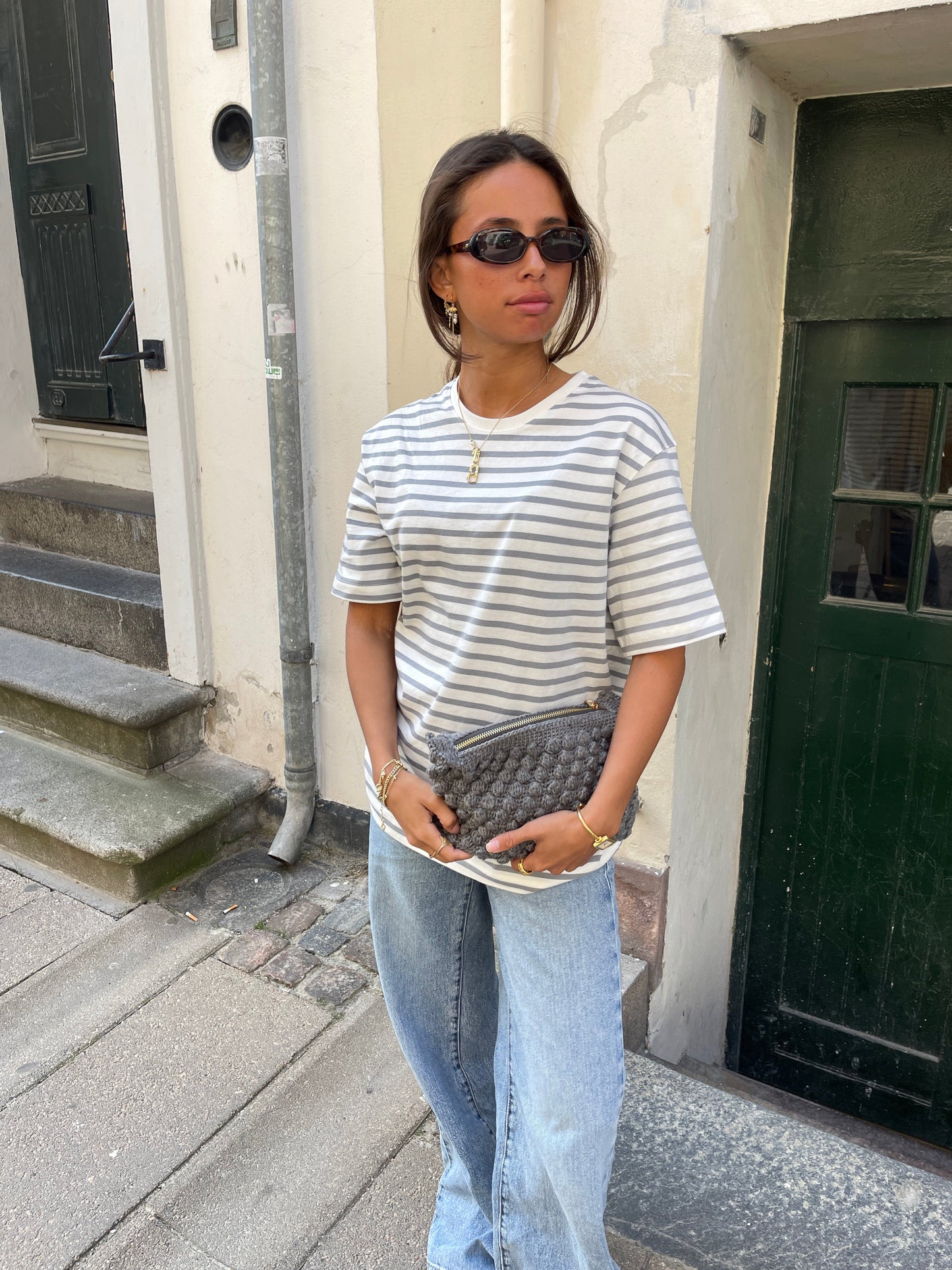 Crochet clutch - Dark grey