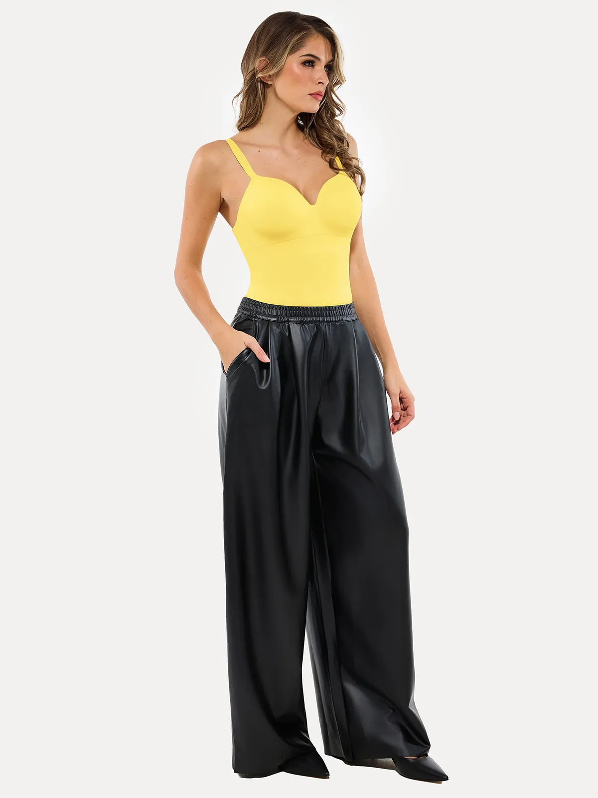 Seamless All-in-One Push-Up Sculpting Cami Top